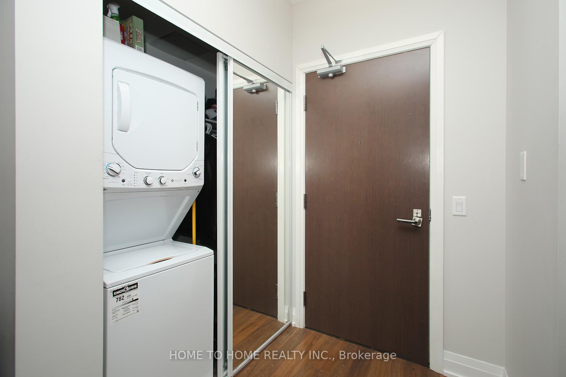 3 Bedrooms Condo at 85 North Park,  Vaughan For sale