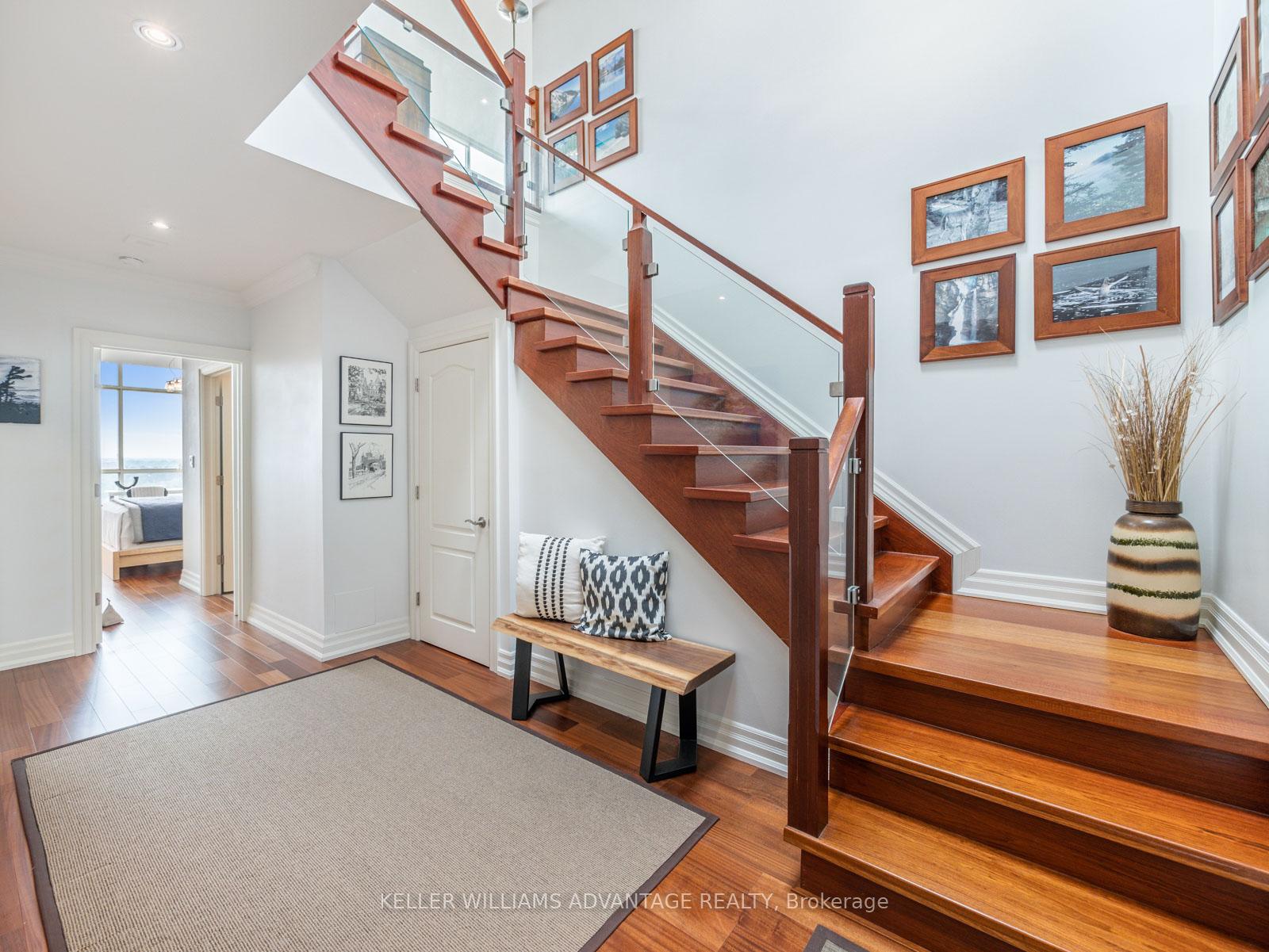 3 Bedrooms Condo at 20 Guildwood,  Toronto For sale
