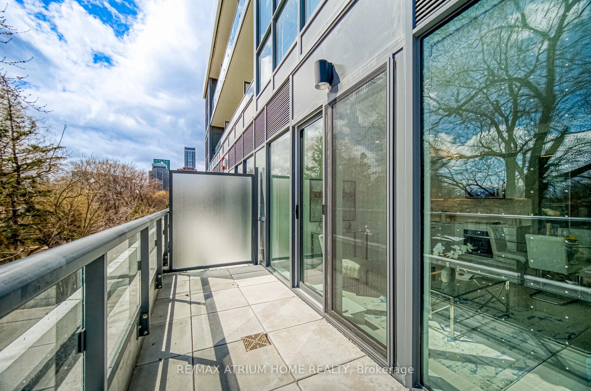 1 Bedroom Condo at 181 Sheppard, Toronto For sale