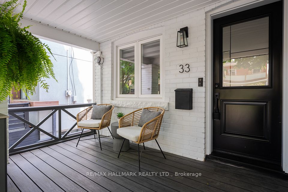 33 Ashdale Avenue