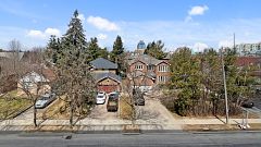 8888 Yonge Street 215