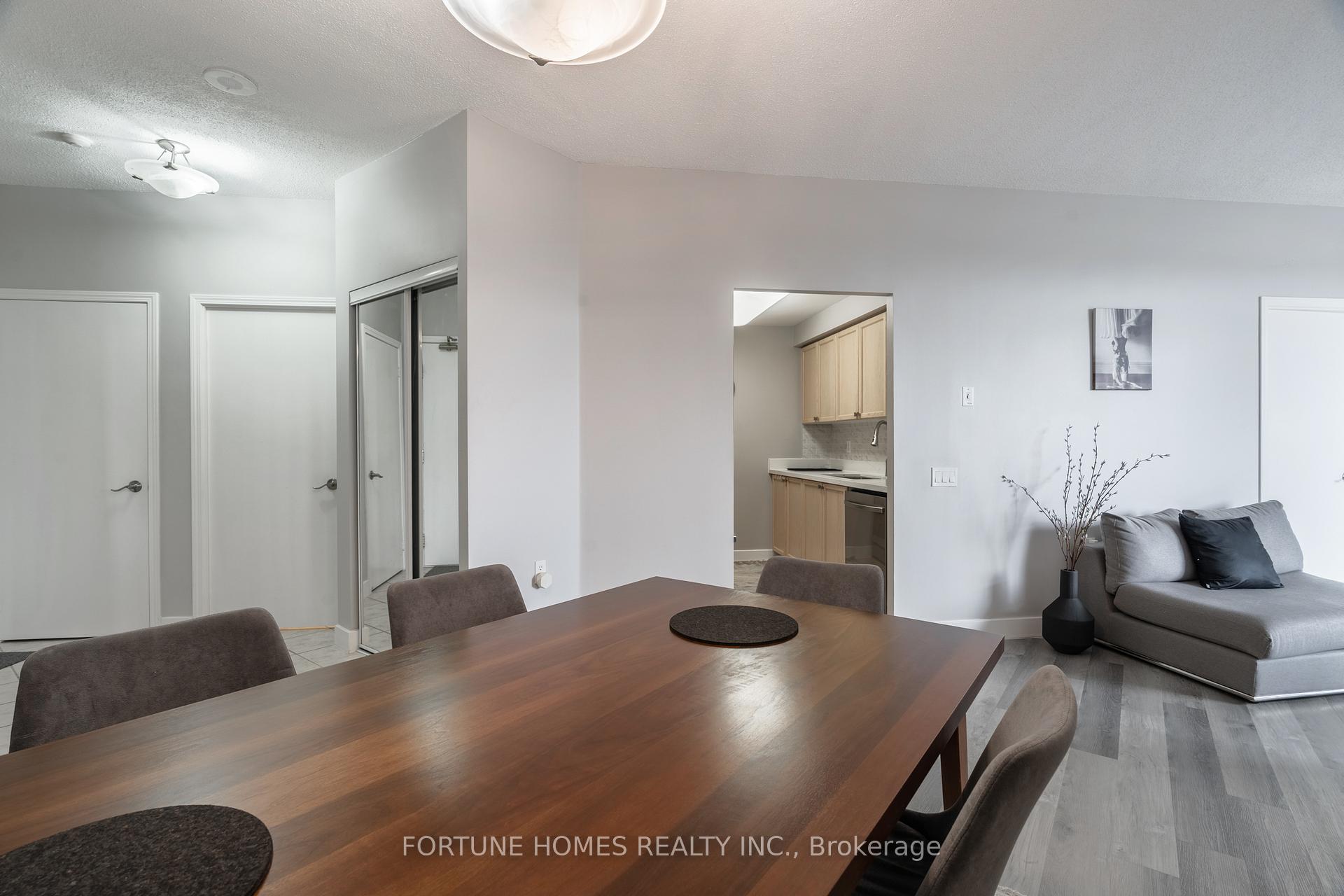 2 Bedrooms Condo at 650 Lawrence, Toronto For sale