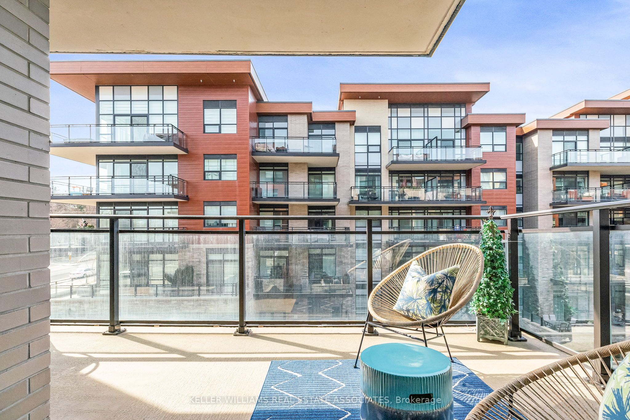 1575 Lakeshore Road W, #231