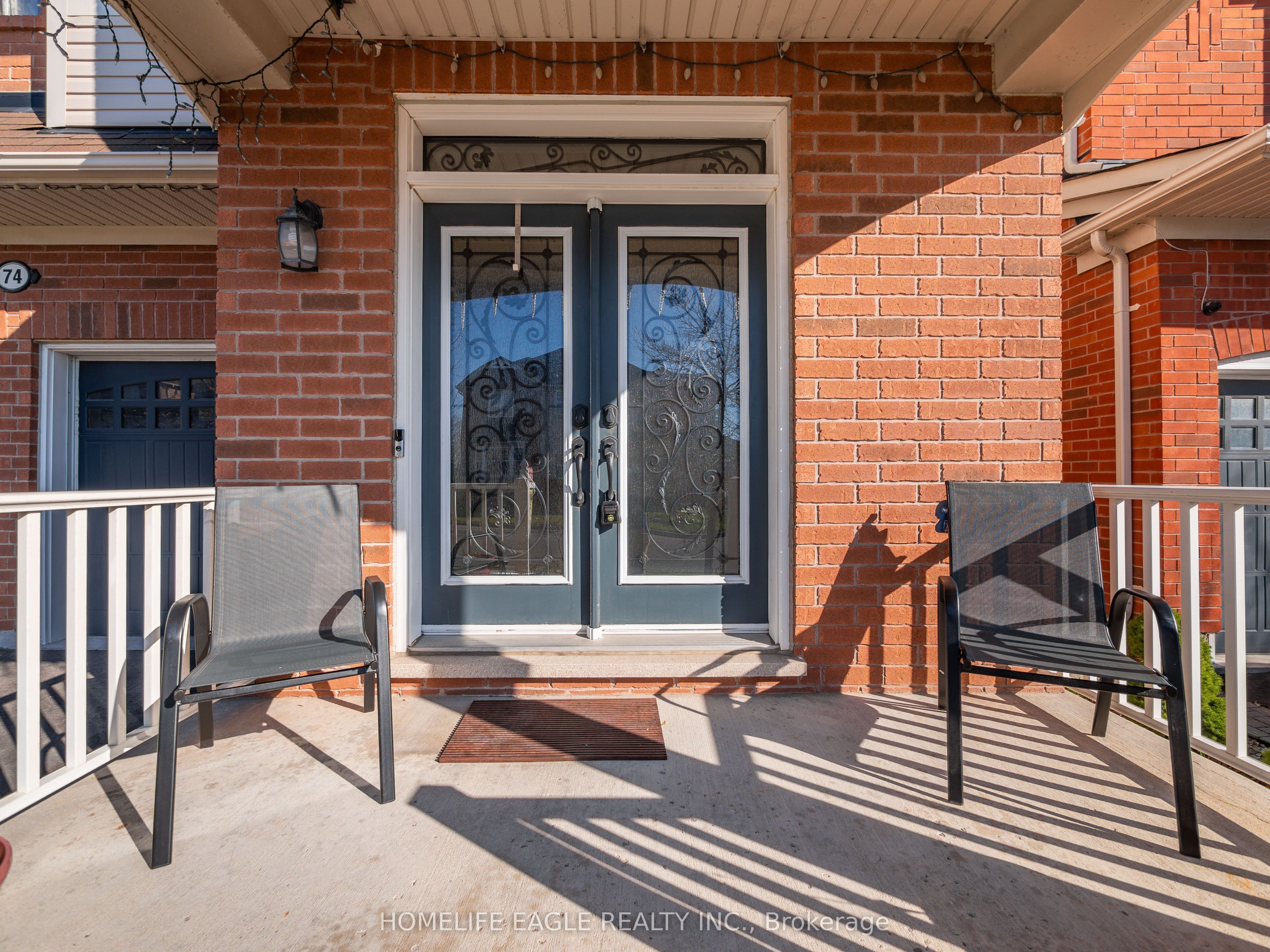 74 Bulmer Crescent