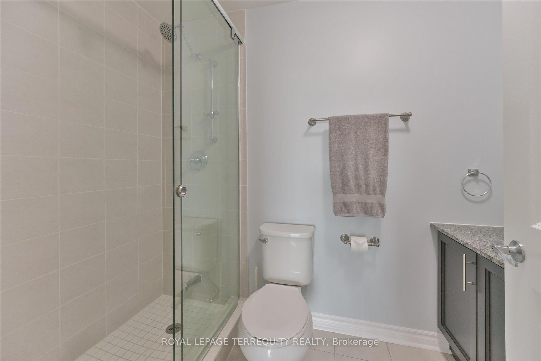 2 Bedrooms Condo at 2522 Keele, Toronto For sale