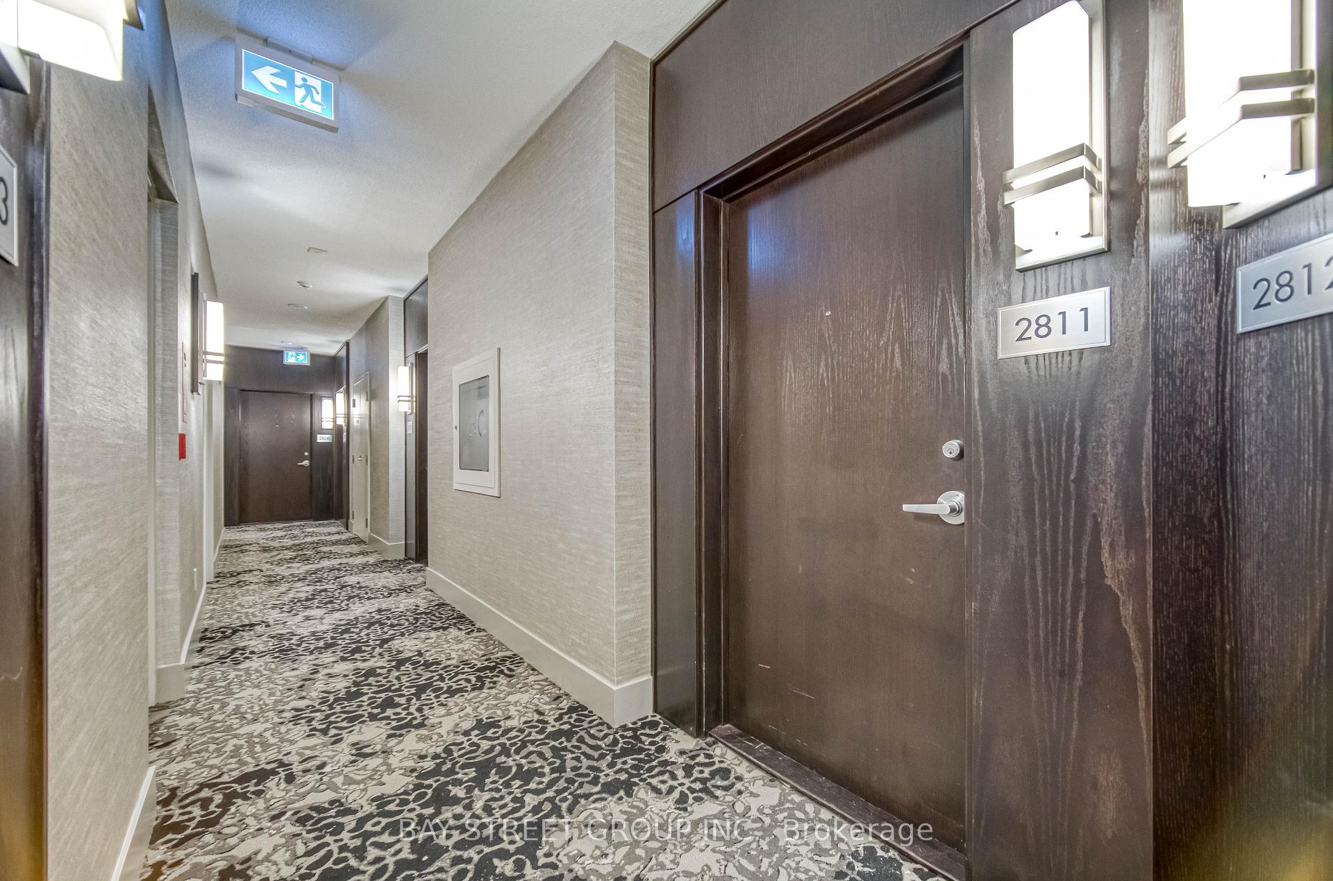 1 Bedroom Condo at 8 York, Toronto For sale