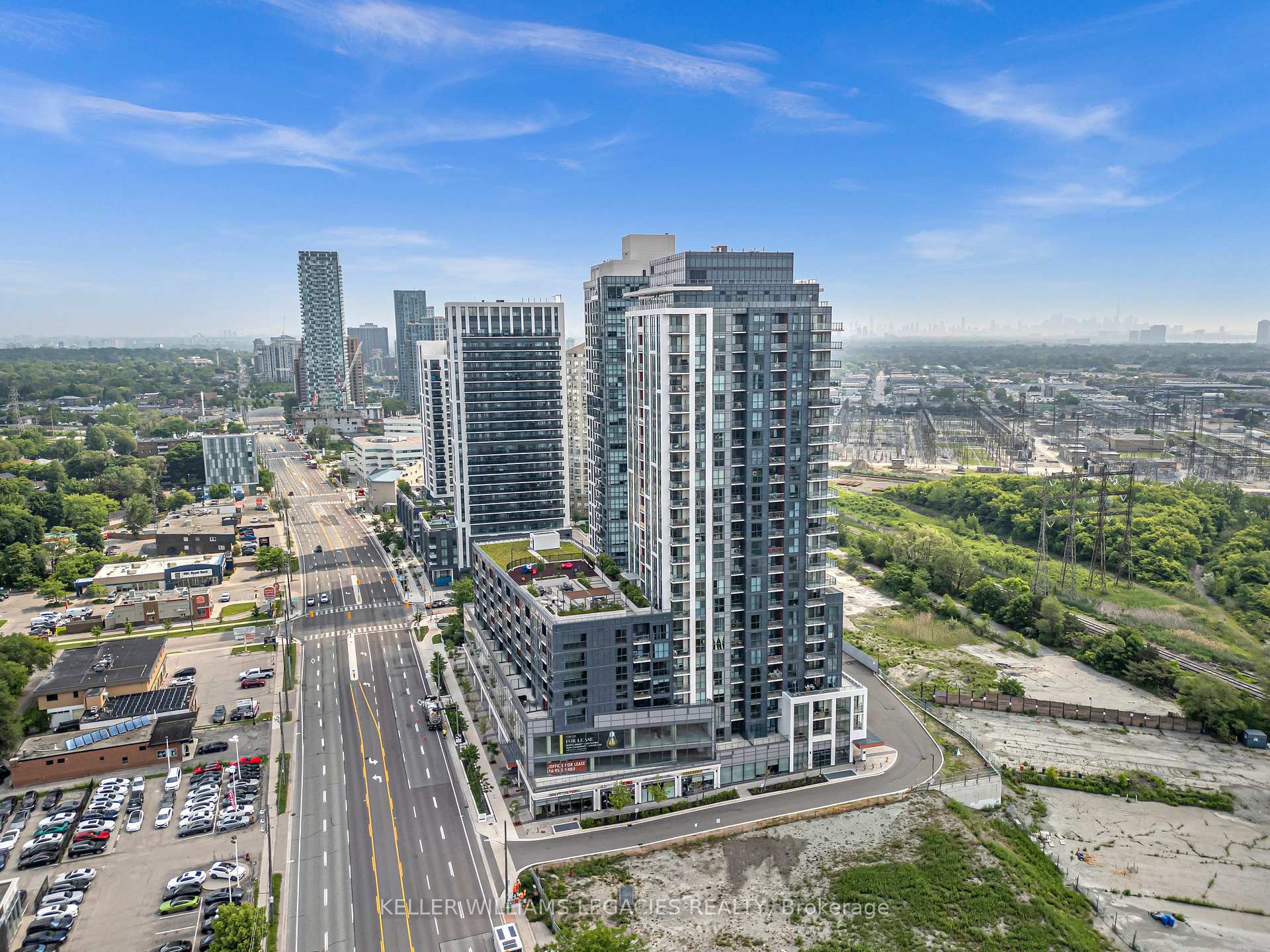 2 Bedrooms Condo at 50 Thomas Riley, Toronto For sale