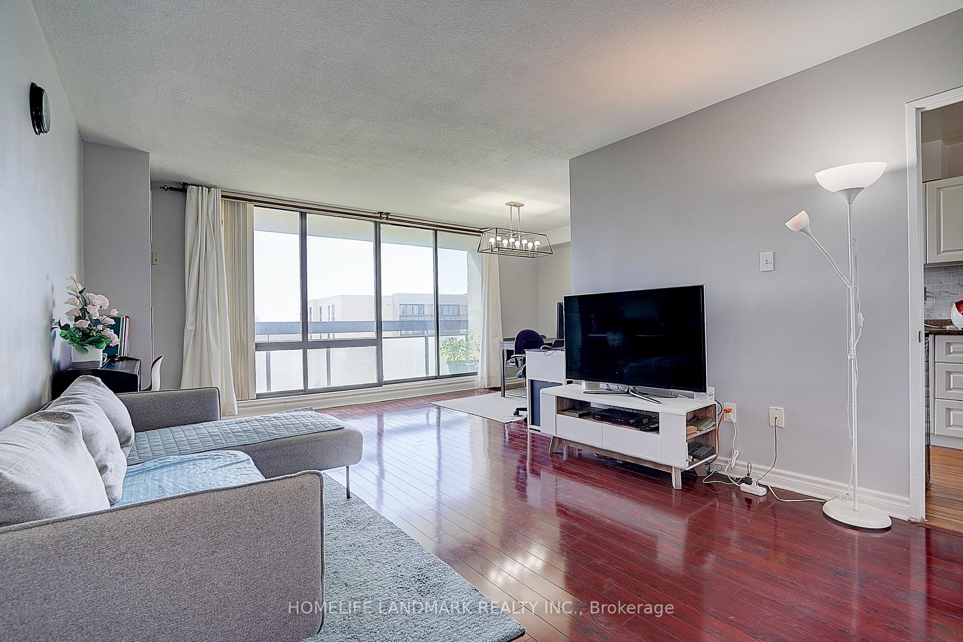 2 Bedrooms Condo at 350 Seneca Hill, Toronto For sale