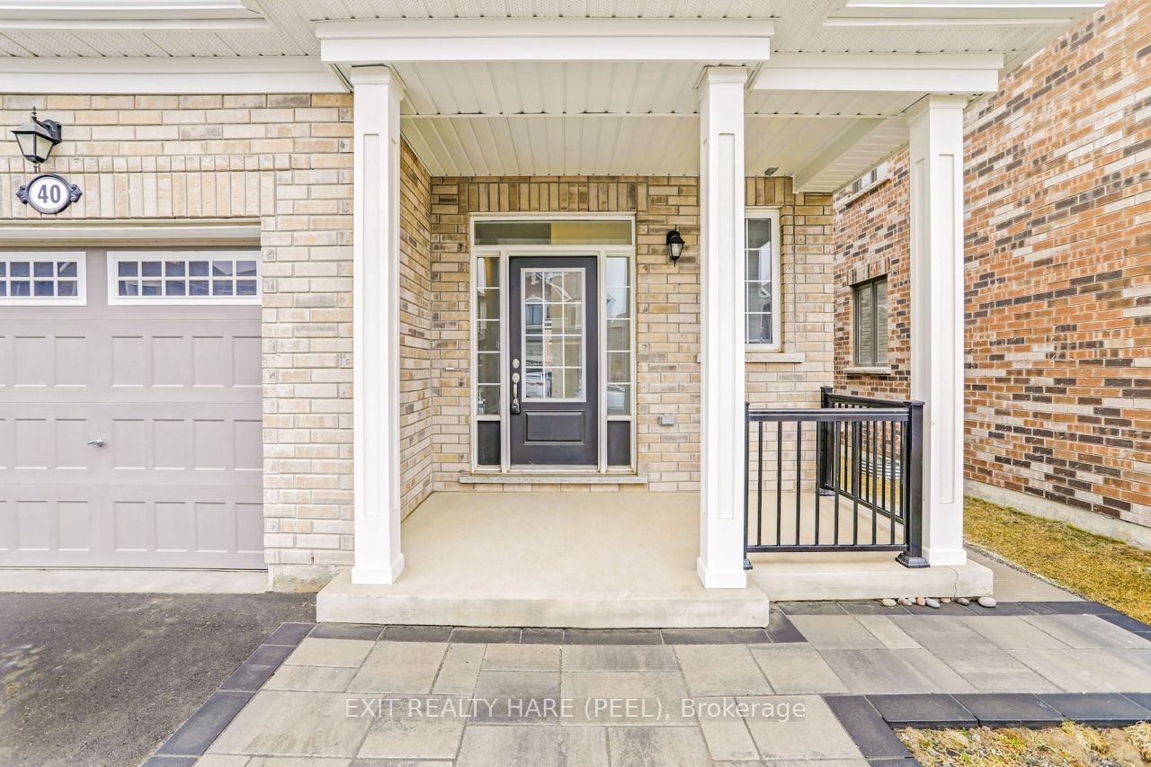 40 Speckled Alder Street