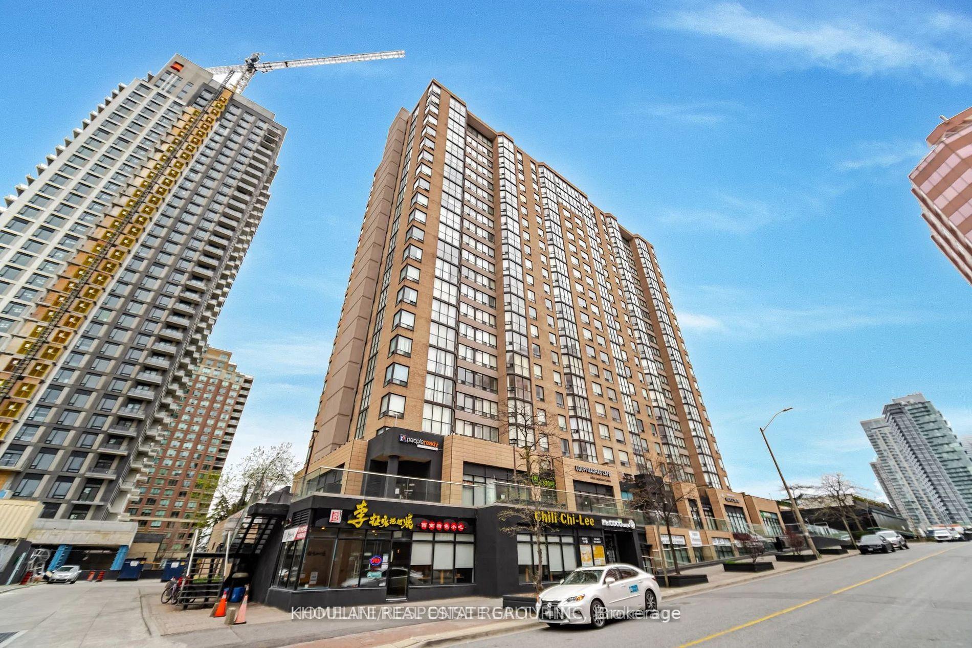 3 Bedrooms Condo at 265 ENFIELD, Mississauga For sale