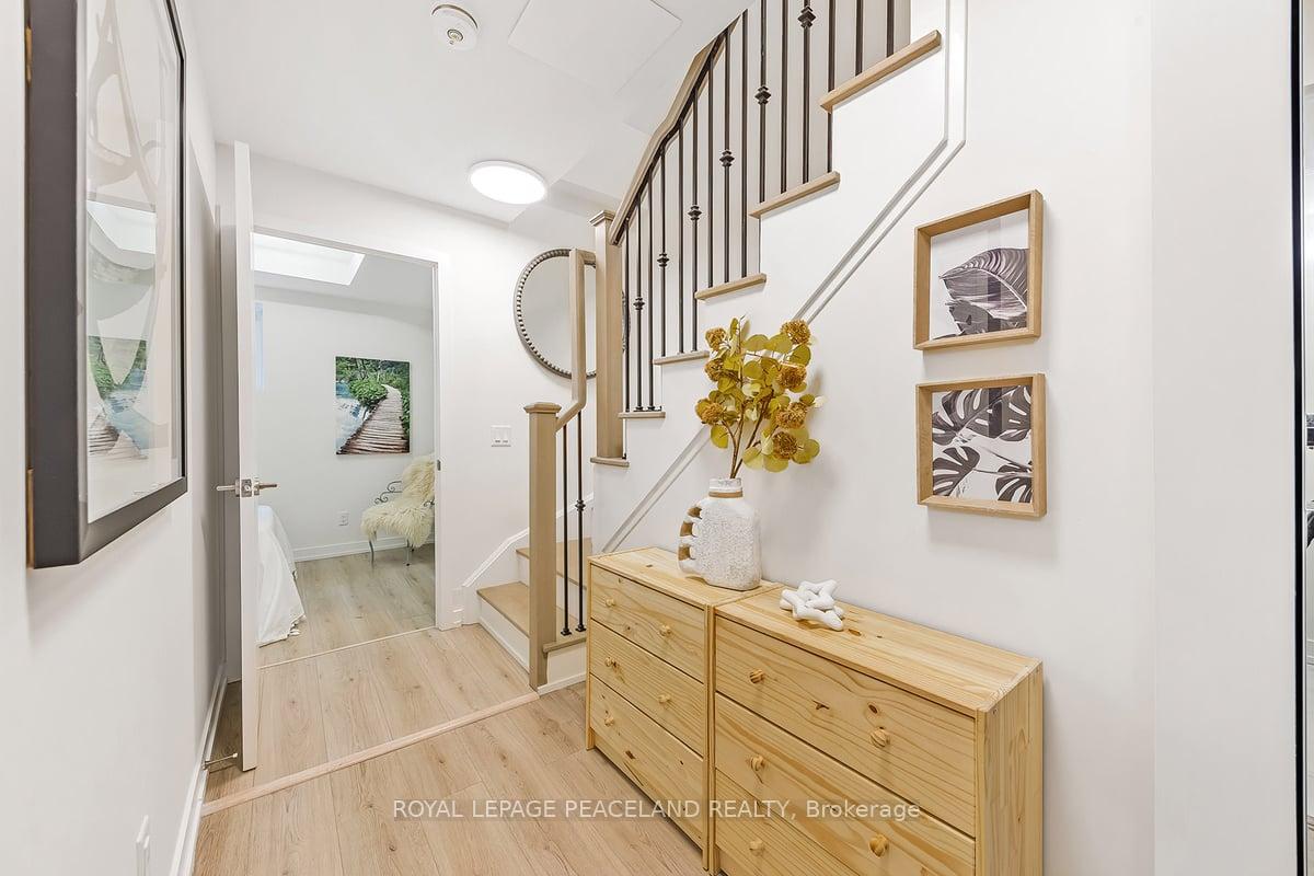 3 Bedrooms Condo at 266 Finch, Toronto For sale