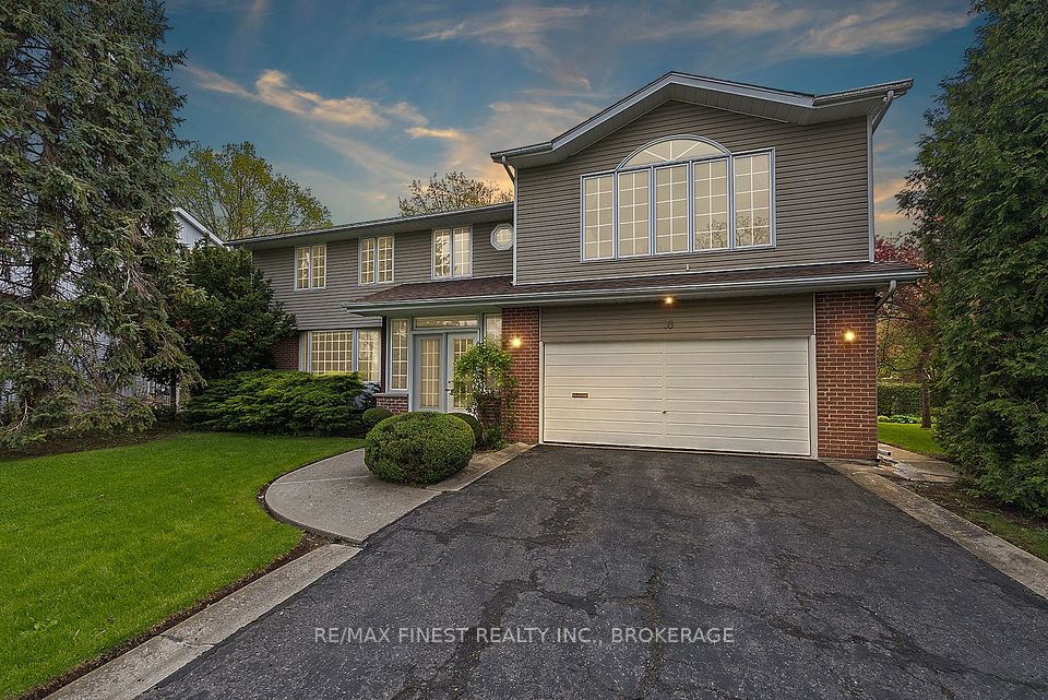 38 Lakeland Point