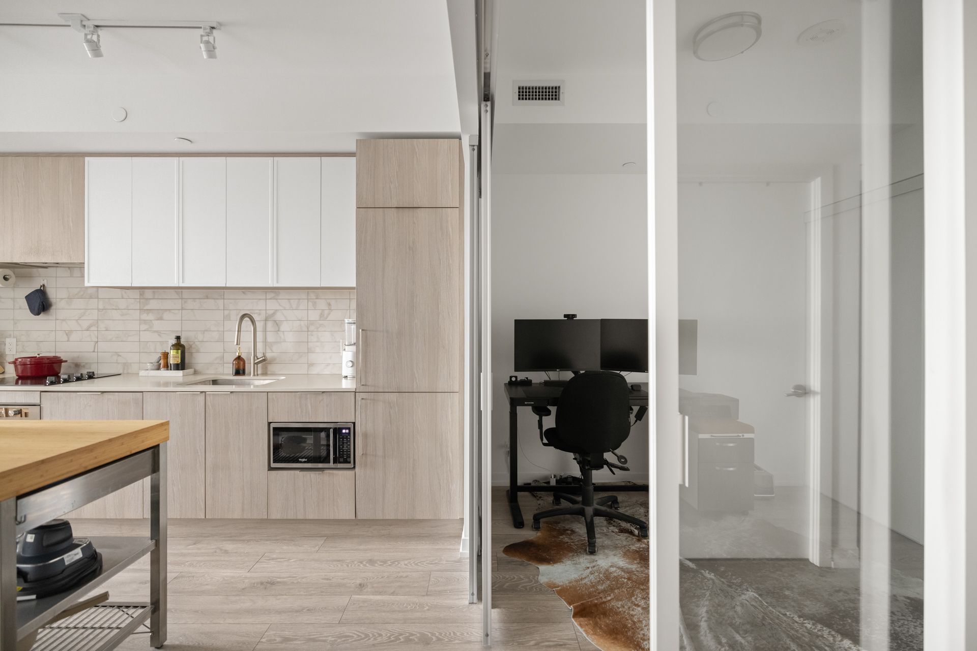 2020 Bathurst Street 1602