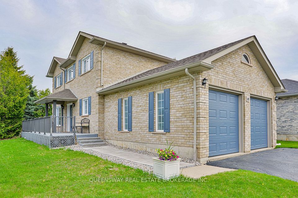 10 Lewis Drive, Orillia, ON L3V 7S5