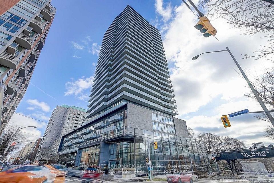1815 Yonge