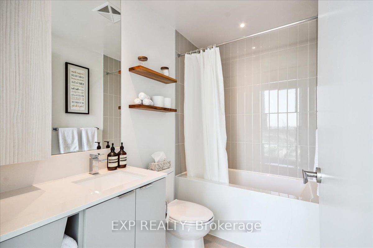 1 Bedroom Condo at 3883 Quartz, Mississauga For sale