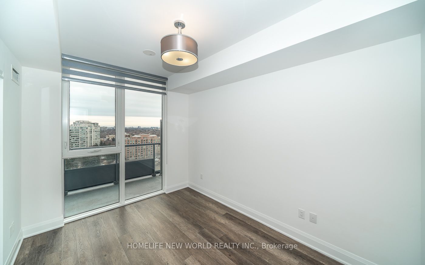 20 Gatineau Drive, #1405