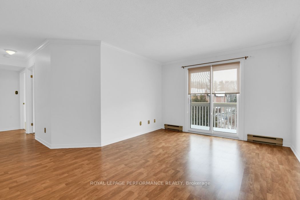 345 CENTRUM Boulevard W, #403