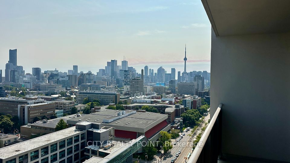 666 Spadina Avenue