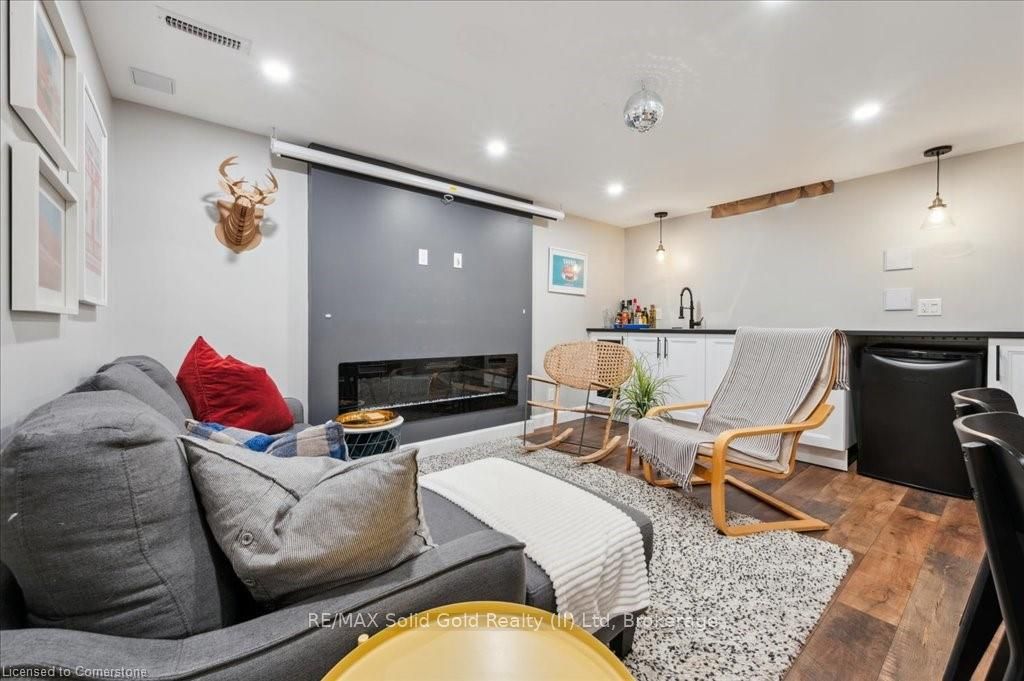 104 Kingswood Drive, #17