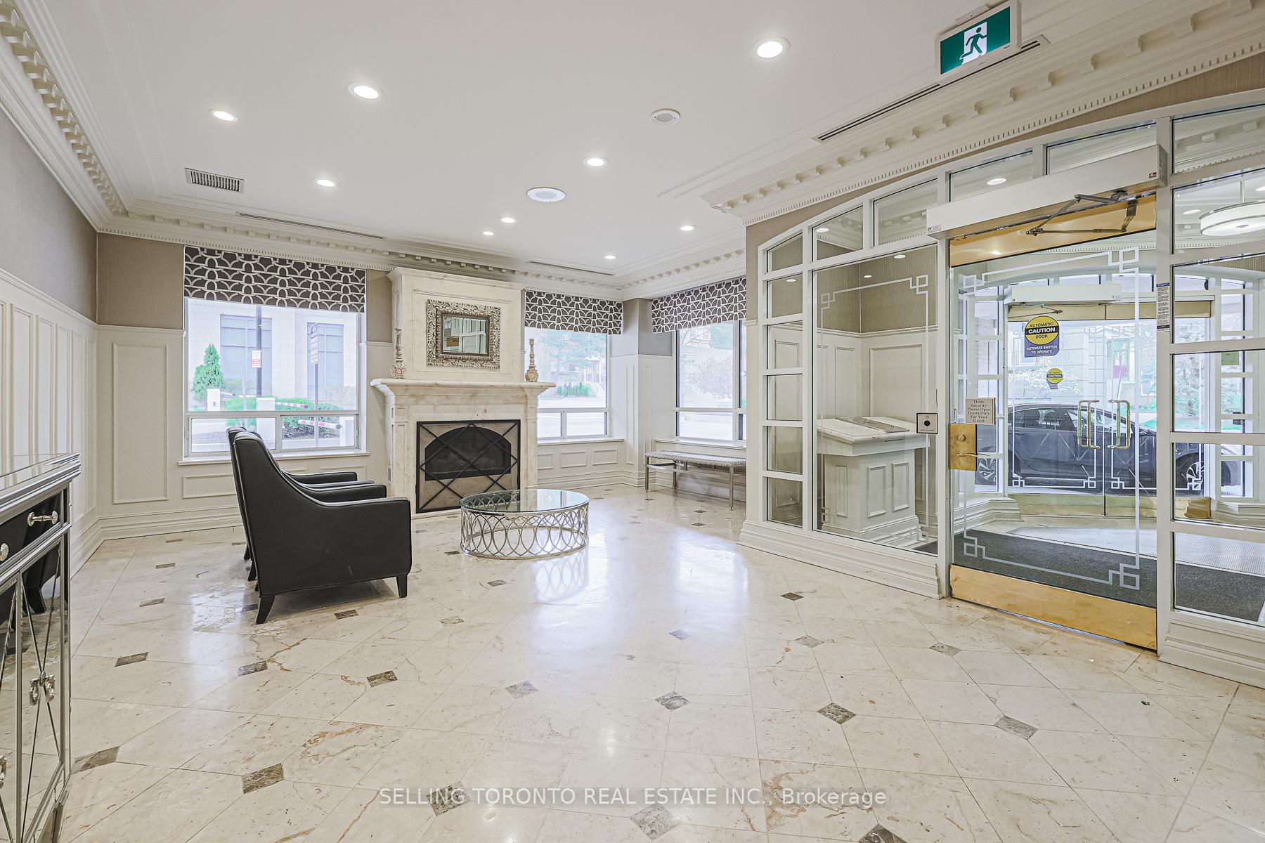 2 Bedrooms Condo at 88 Grandview,  Toronto For sale