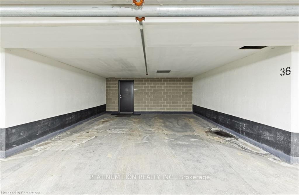 2 Bedrooms Condo at 5260 Dundas,  Burlington For sale