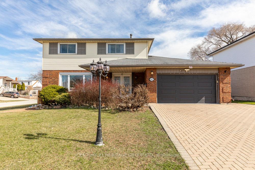 66 Seaton Place Drive, Hamilton, ON L8E 4B1