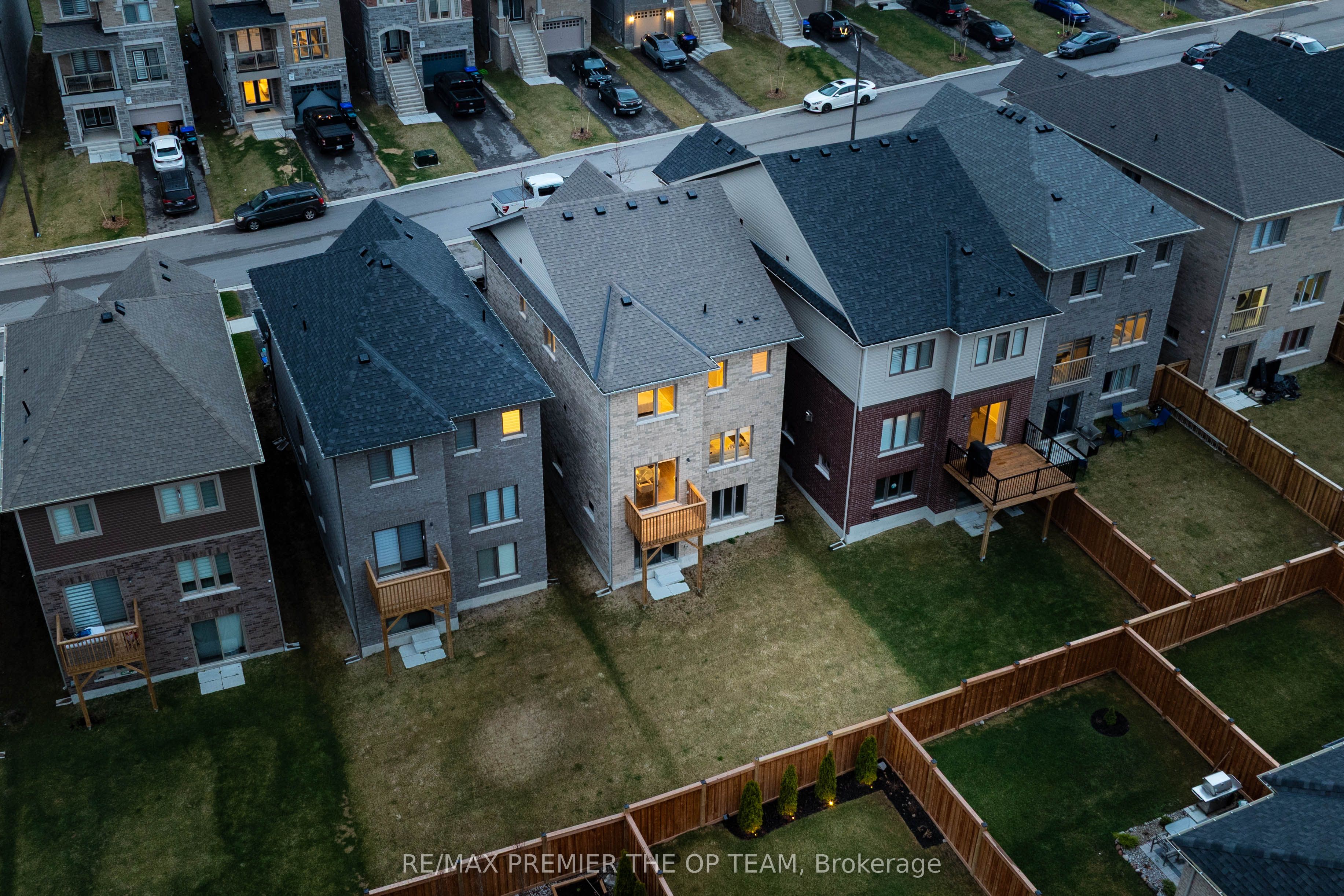 53 Janes Crescent