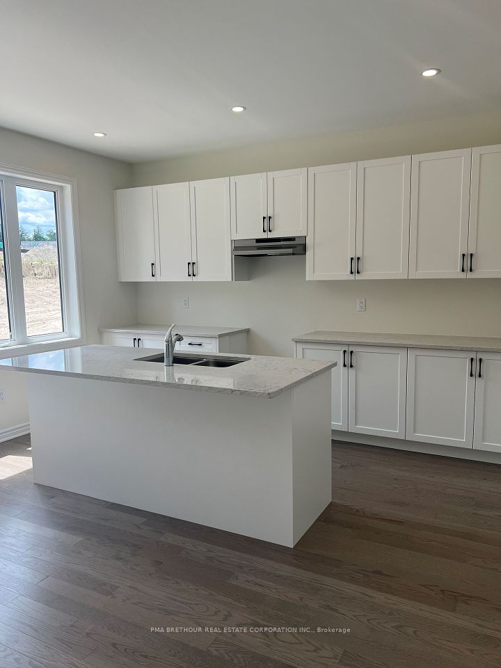 Kitchen with Island