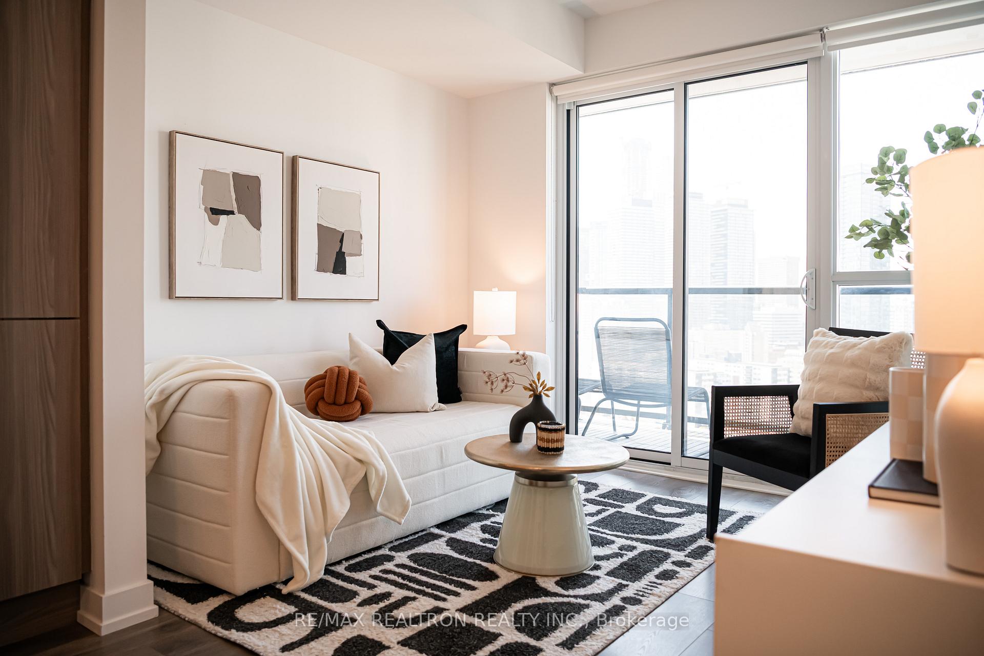 1 Bedroom Condo at 159 Wellesley,  Toronto For sale