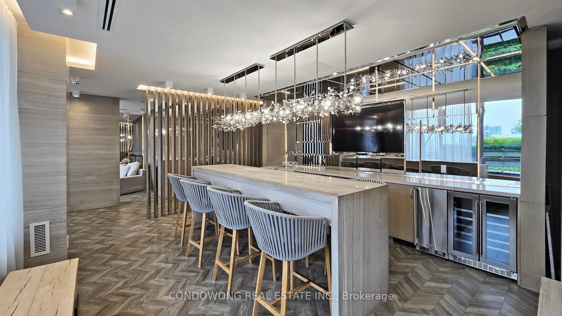 1 Bedroom Condo at 7 Kenaston, Toronto For sale
