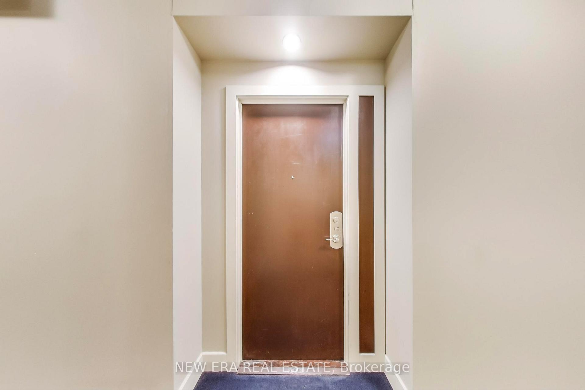 3 Bedrooms Condo at 1359 Rathburn, Mississauga For sale