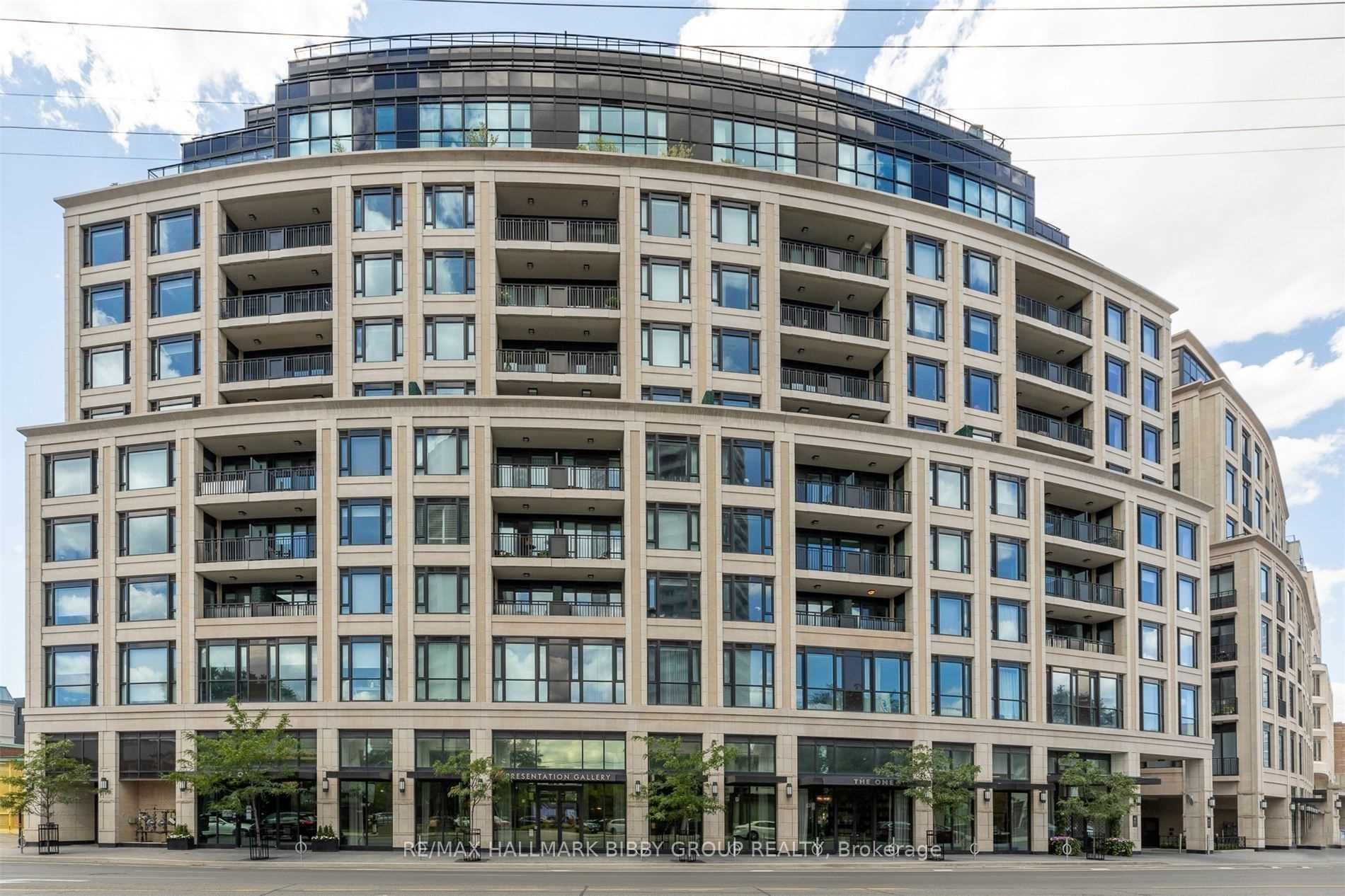 3 Bedrooms Condo at 181 Davenport,  Toronto For sale