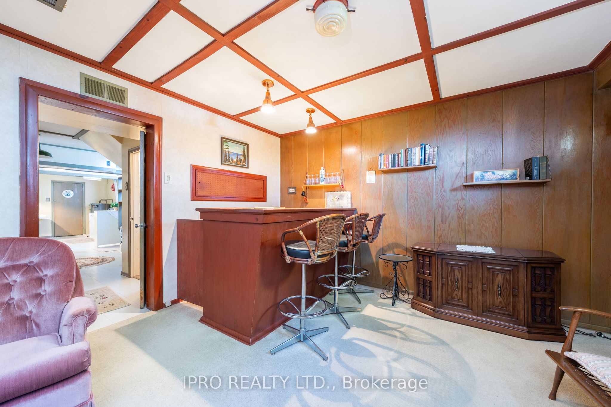 32 Cloverhill Road