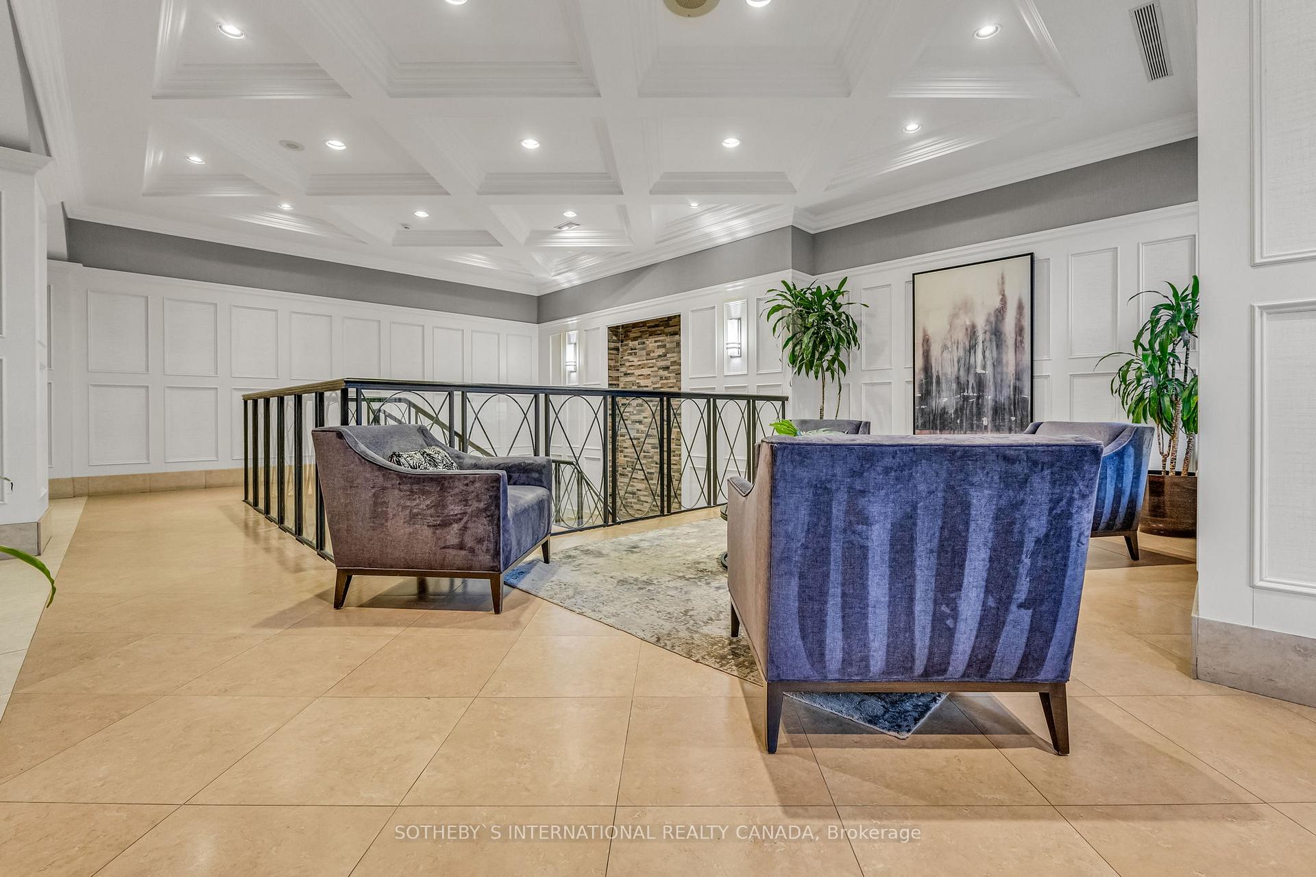 3 Bedrooms Condo at 5233 Dundas,  Toronto For sale
