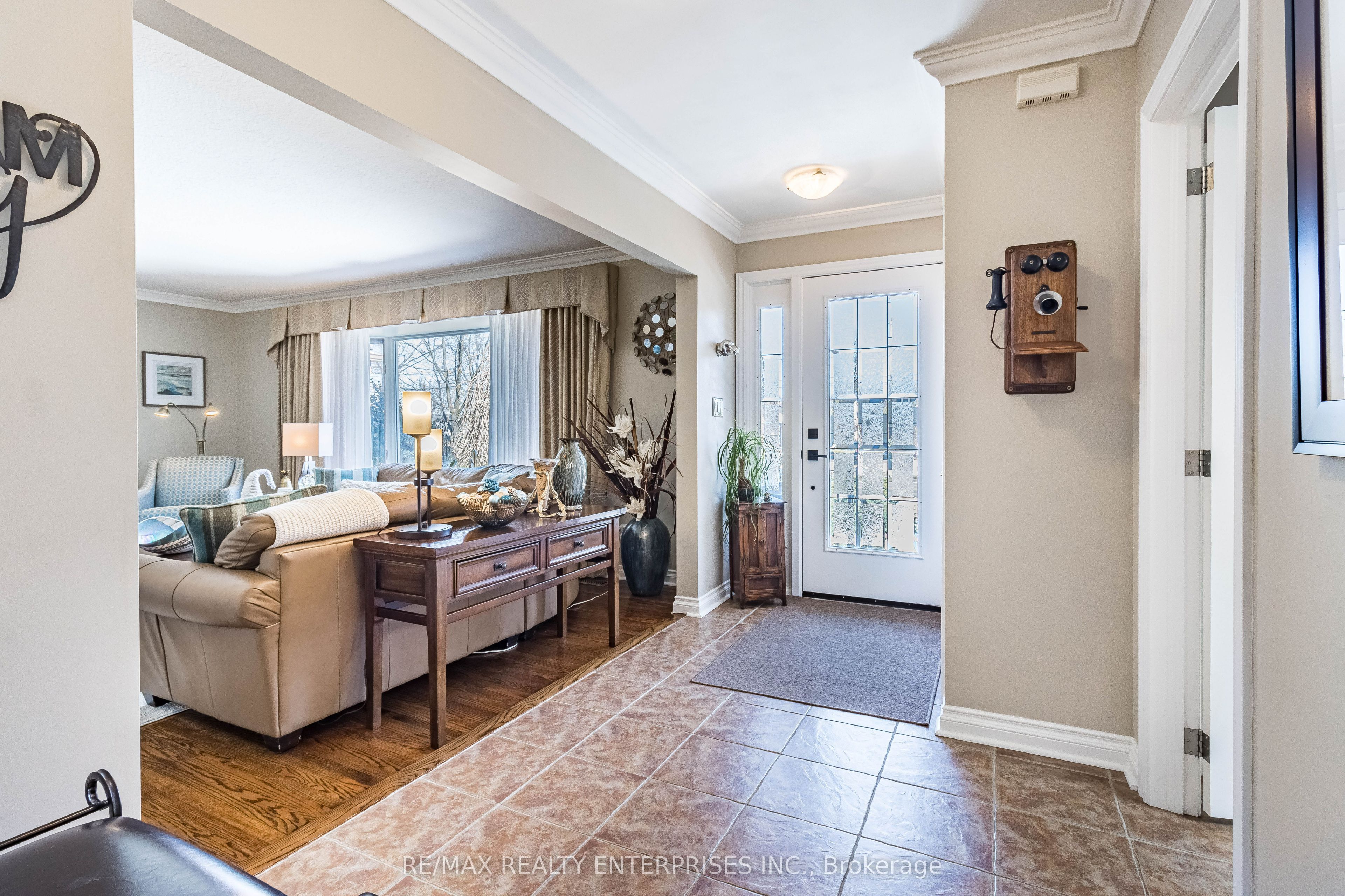 342 Martin Street, Milton, ON L9T 2R6
