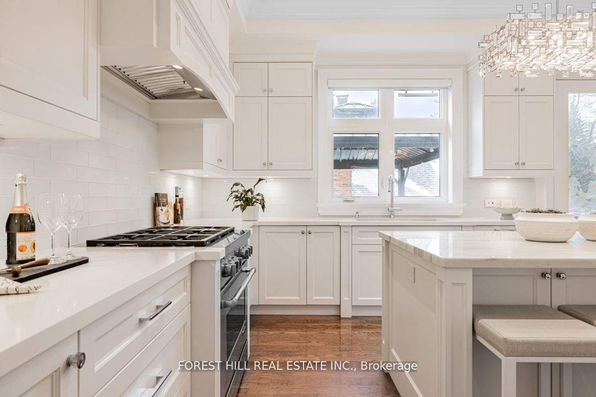 179 Parkview Avenue, Toronto, ON M2N 3Y9