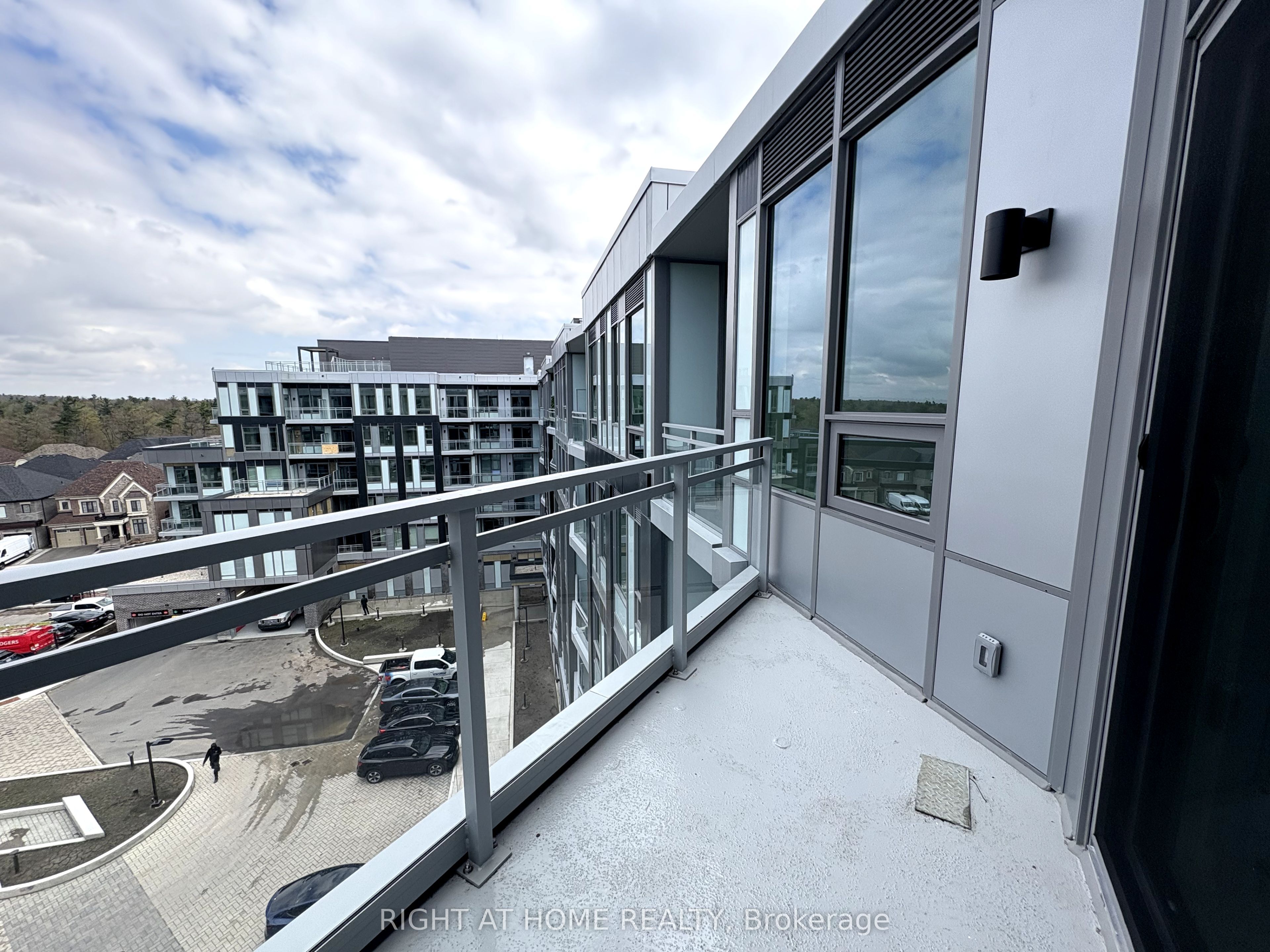 2501 Saw Whet Boulevard S, #648