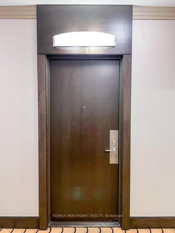 2 Bedrooms Condo at 100 Harrison Garden, Toronto For sale