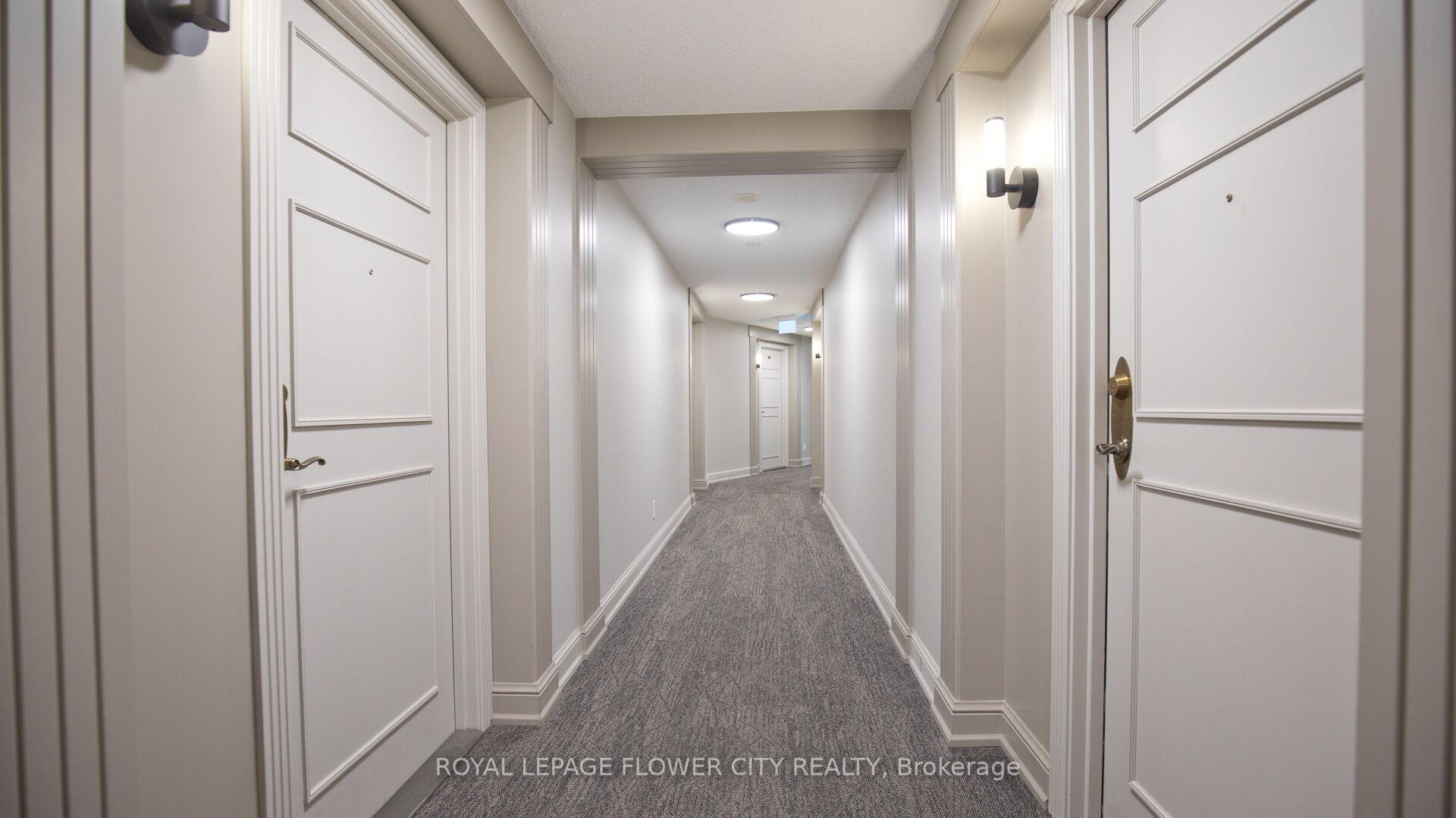 2 Bedrooms Condo at 700 Humberwood, Toronto For sale