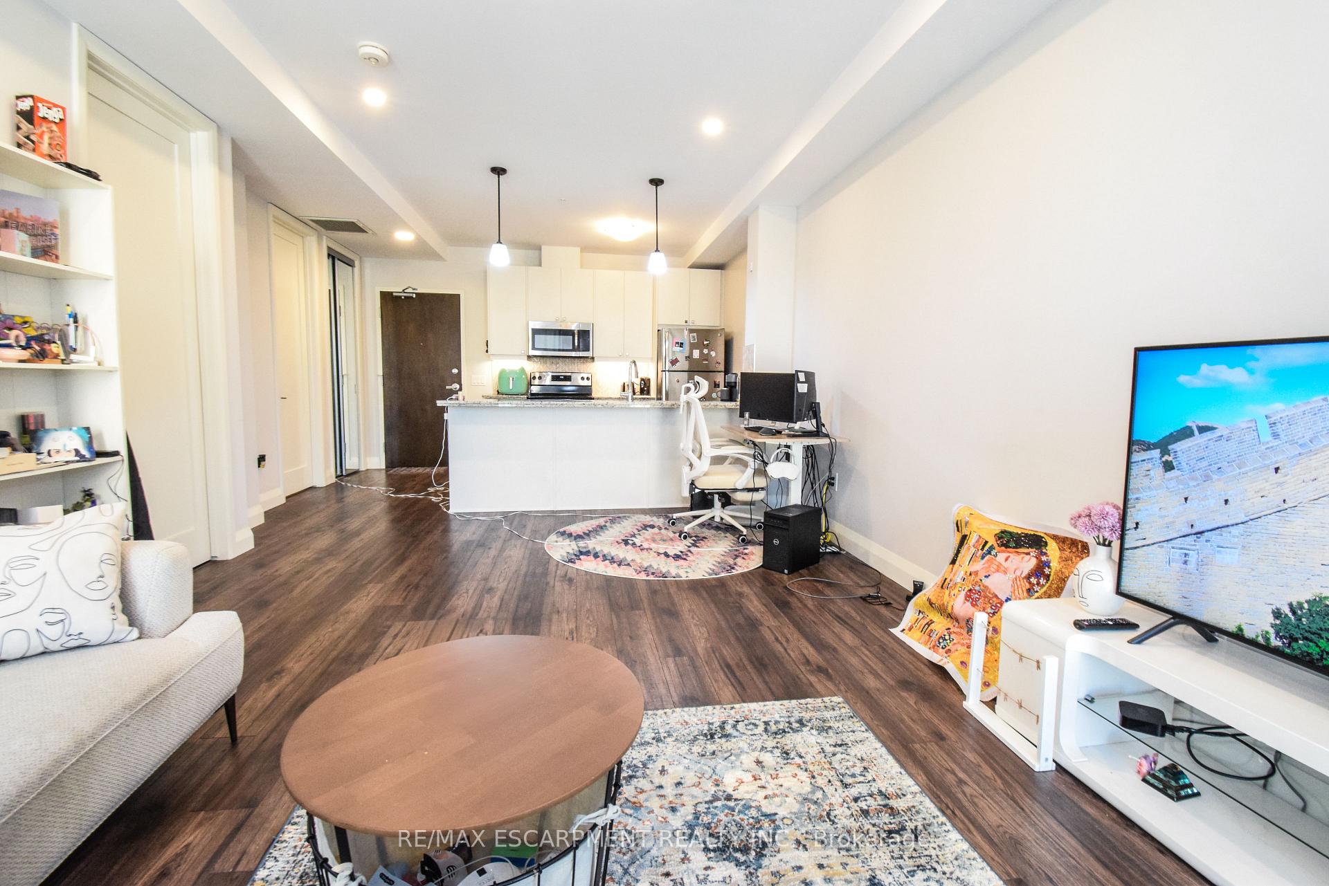 1 Bedroom Condo at 118 King,  Hamilton For sale