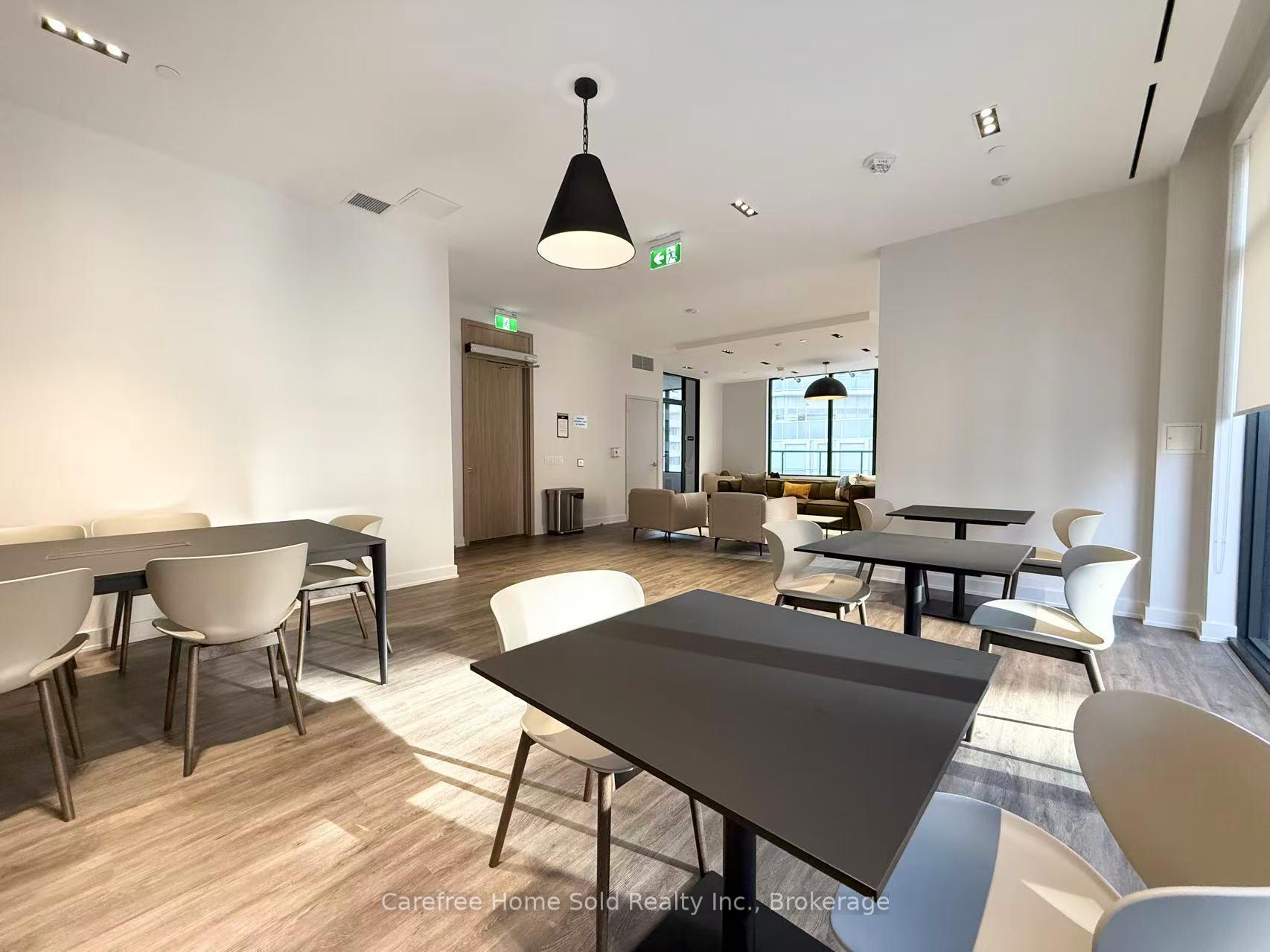 2 Bedrooms Condo at 65 Mutual, Toronto For sale