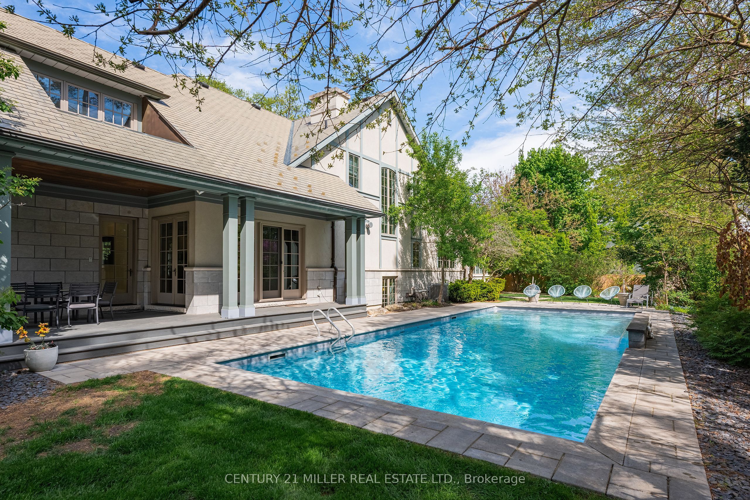 370 Poplar Drive