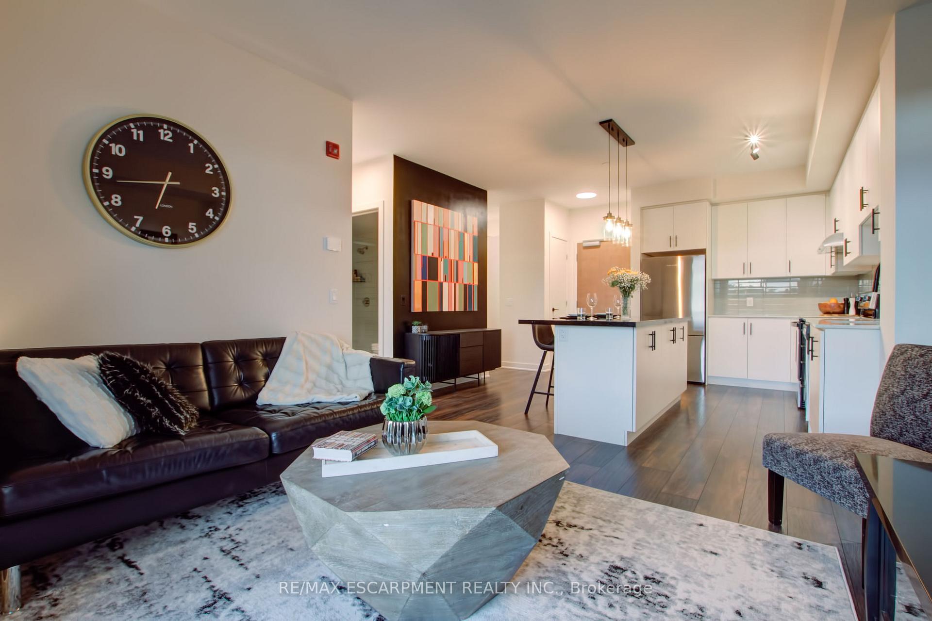 1 Bedroom Condo at 320 Plains, Burlington For sale