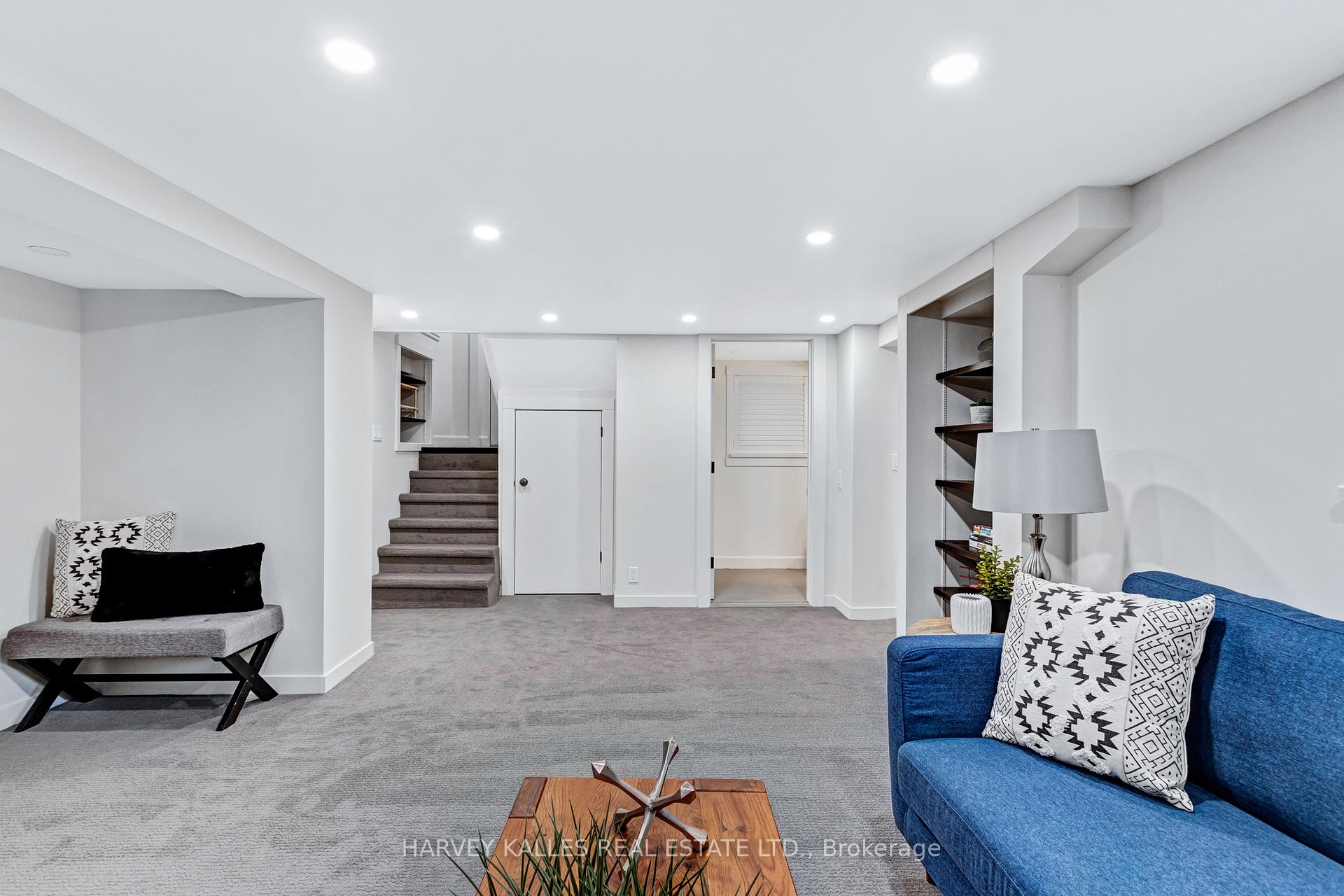 311 Rosewell Avenue
