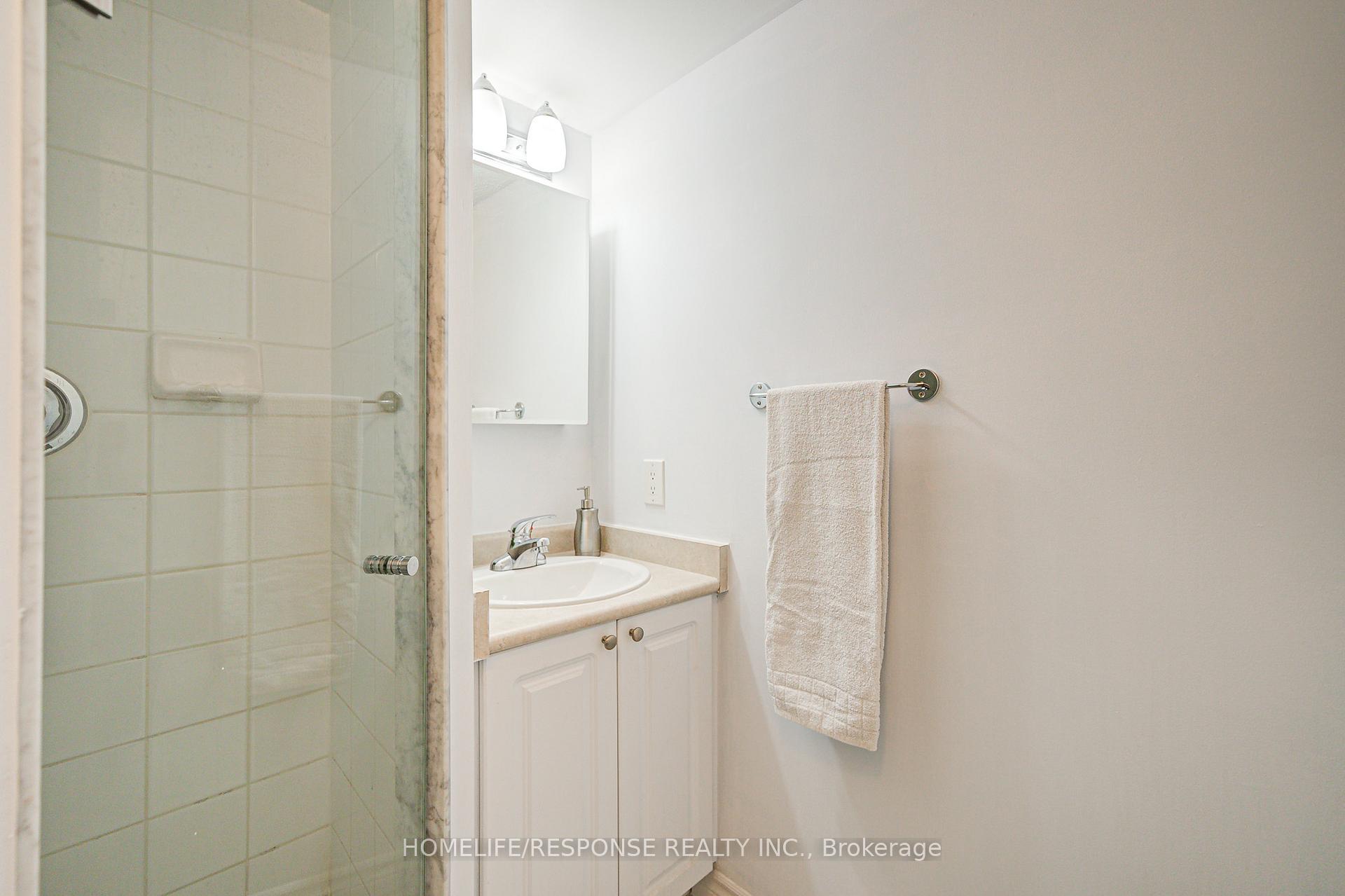 3 Bedrooms Condo at 35 Elsie, Toronto For sale