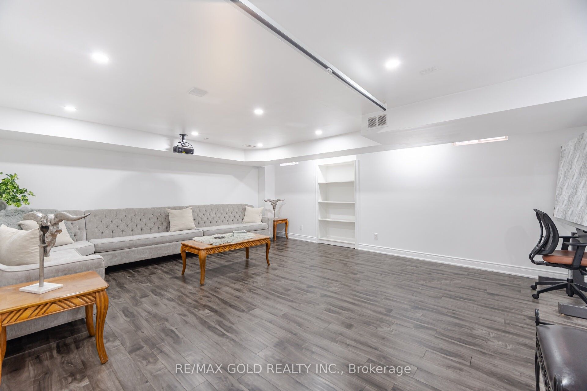 29 Skylar Circle
