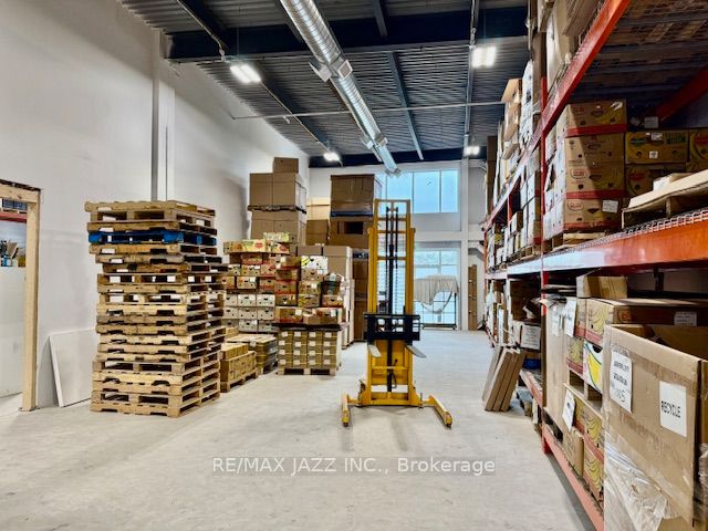 472 Taunton Road W, #13