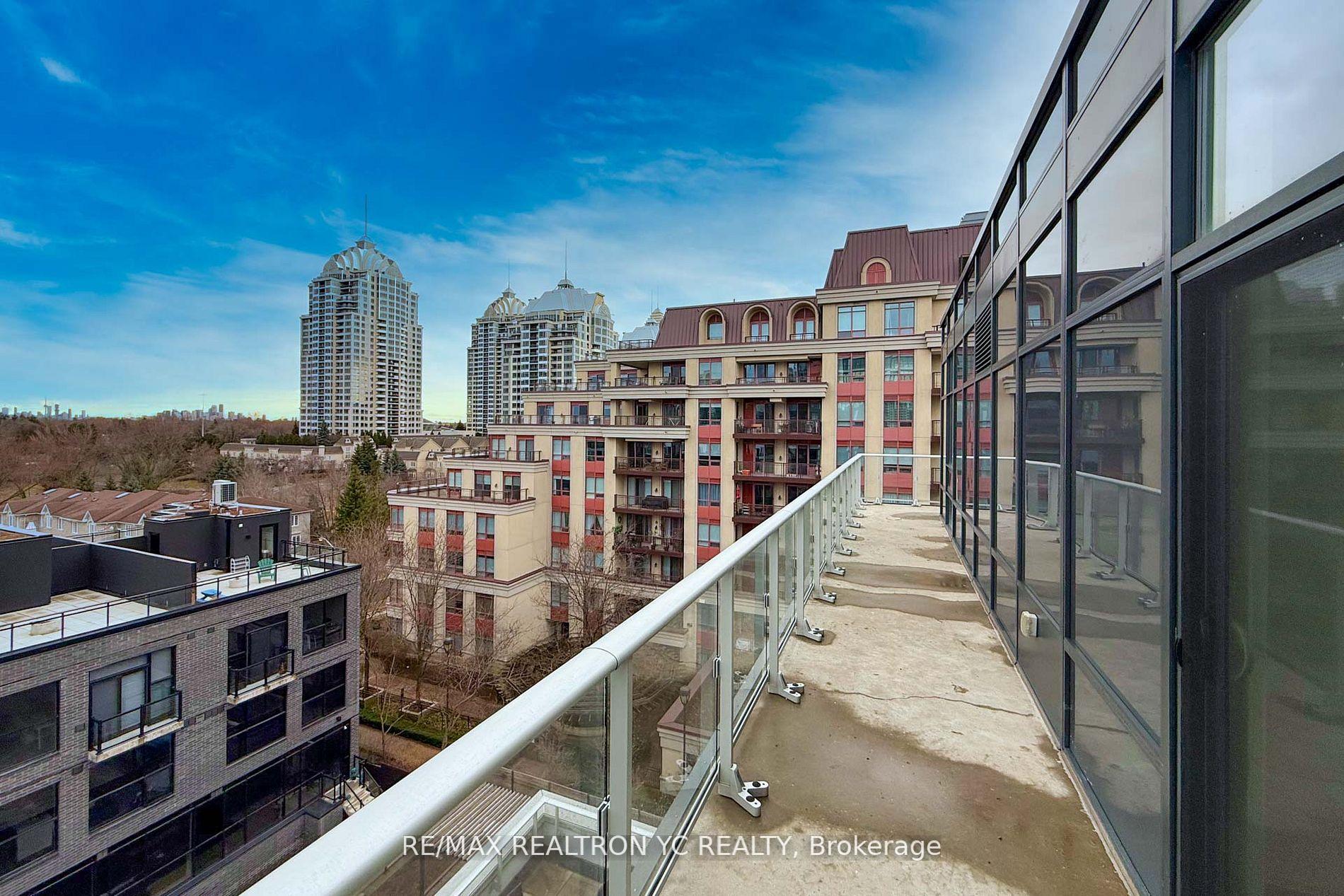 2 Bedrooms Condo at 621 Sheppard, Toronto For sale