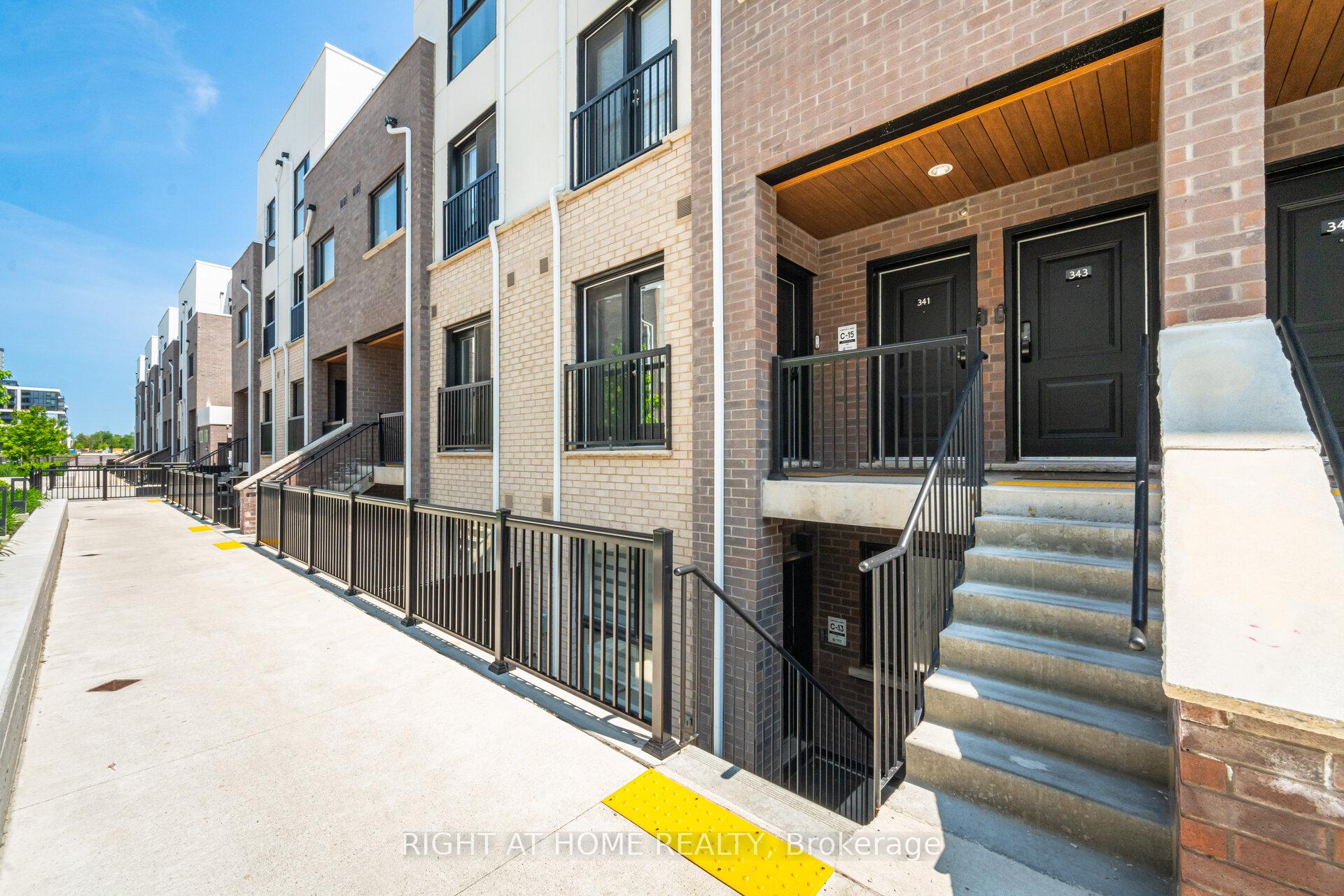 2 Bedrooms Condo at 349 Wheat Boom, Oakville For sale